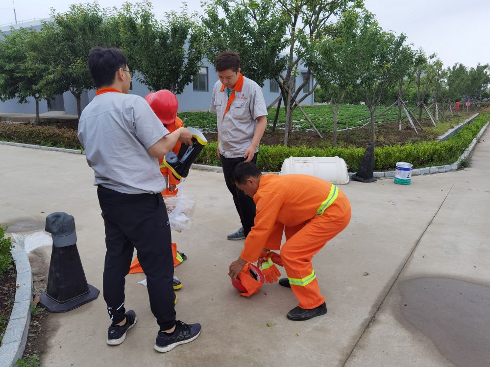 3.4 公司消防演练 Company Fire Drill.jpg